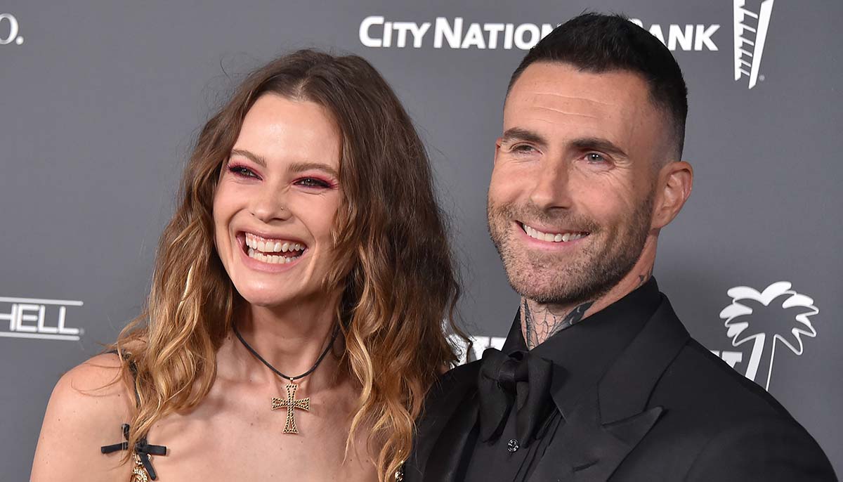 LOS ANGELES - NOV 13: Behati Prinsloo and Adam Levine arrives for Baby2Baby 10 Year Gala Presented by Paul Mitchell on November 13, 2021 in West Hollywood, CA