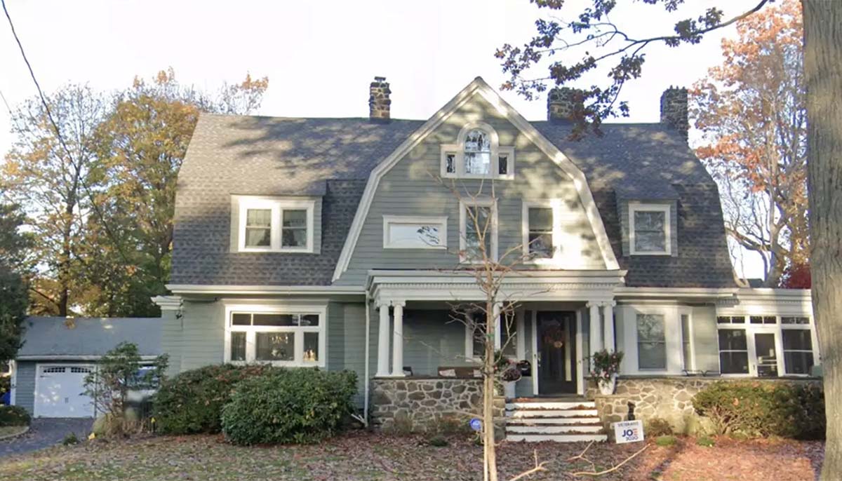 The True Story of the Real 'Watcher' House Breaking News Brief