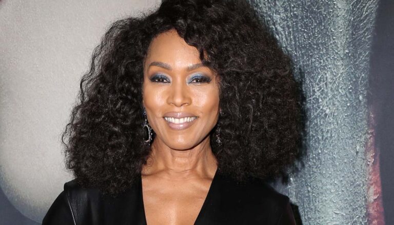 LOS ANGELES - OCT 3: Angela Bassett at the American Horror Story 100th Episode Celebration at the Hollywood Forever on October 3, 2019 in Los Angeles, CA