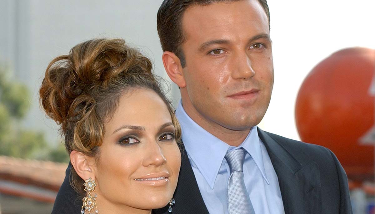 Jennifer Lopez and Ben Affleck arrive for a Hollywood Premiere on July 23, 2003 in Westwood, CA